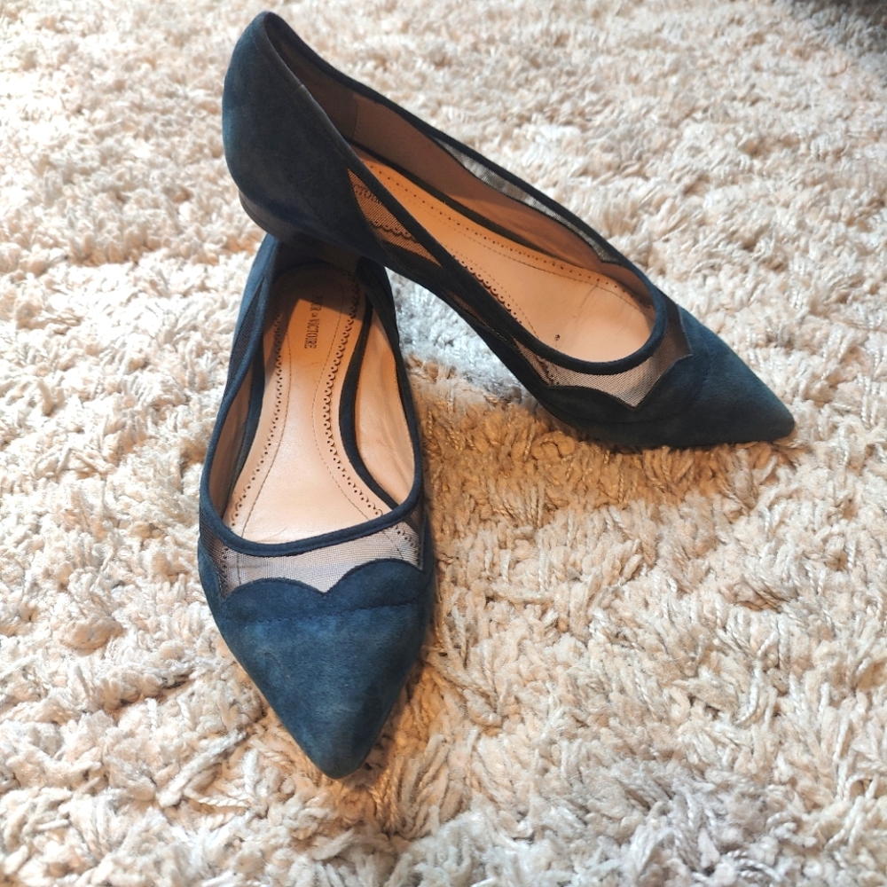 Pour La Victoire Flats